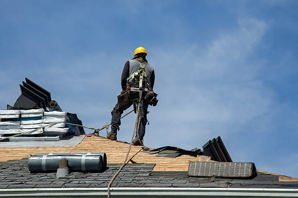 Professional Roofing technician working in Saint John, IN